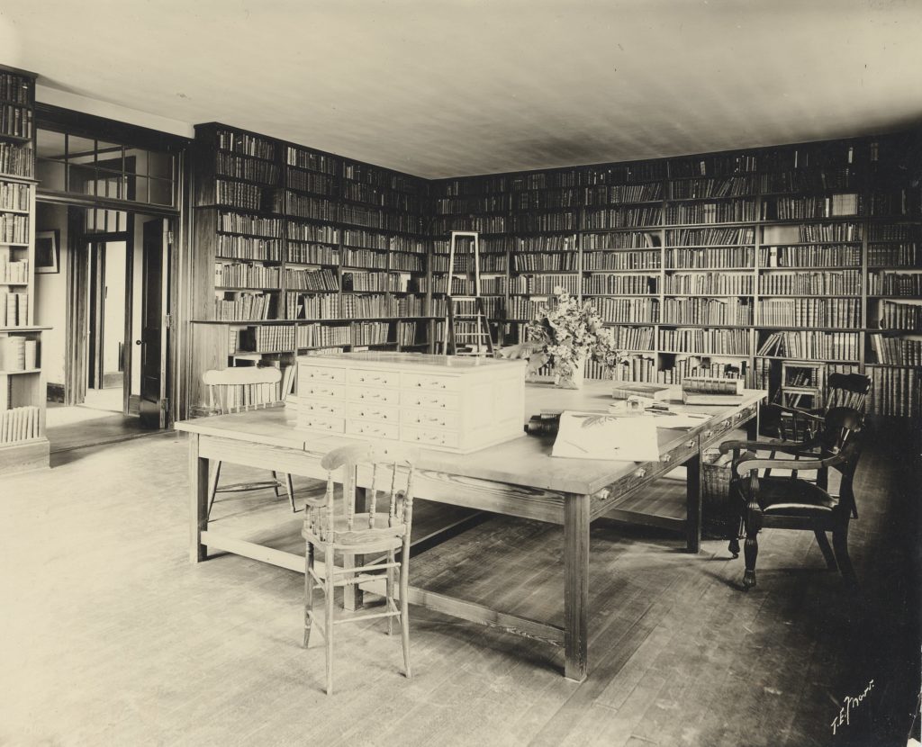 The southwest corner of the Reading Room.